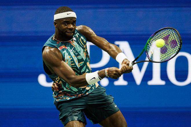 具杀伤力 具杀伤力