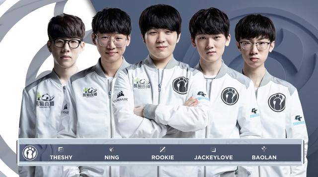 亚历山德拉 亚历山德拉