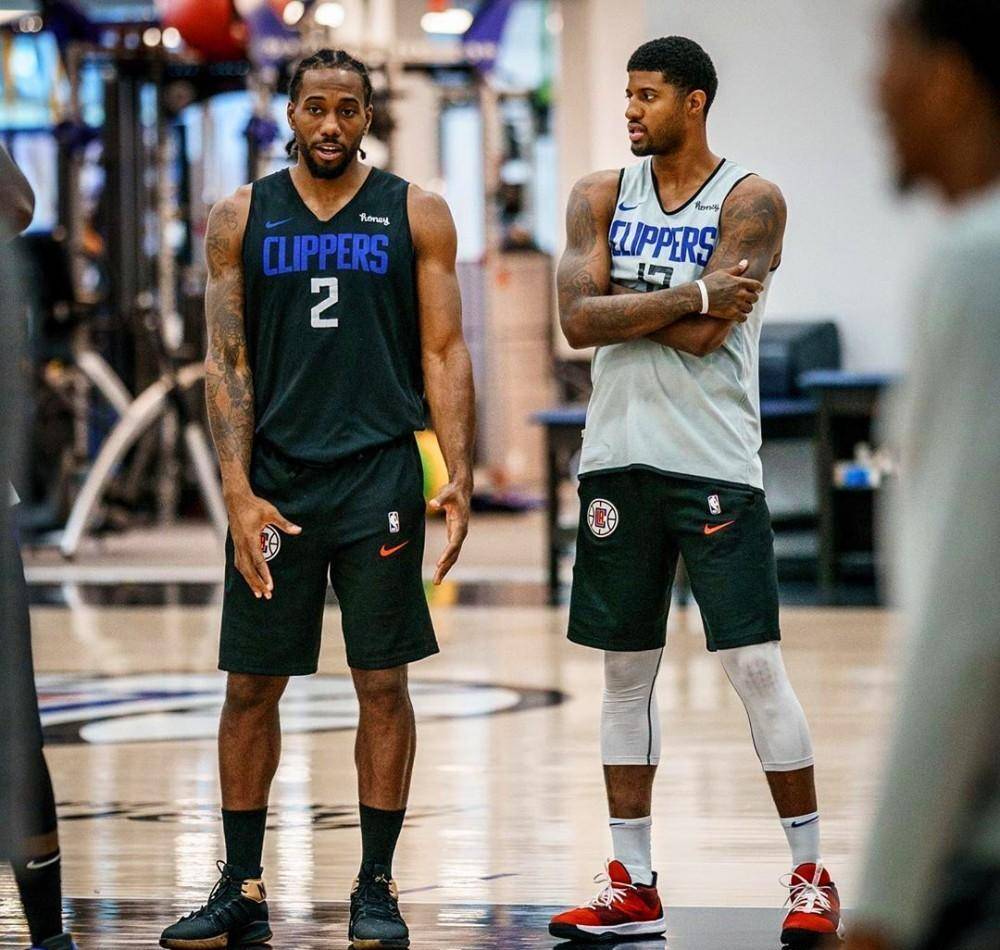 连续三脚直 连续三脚直